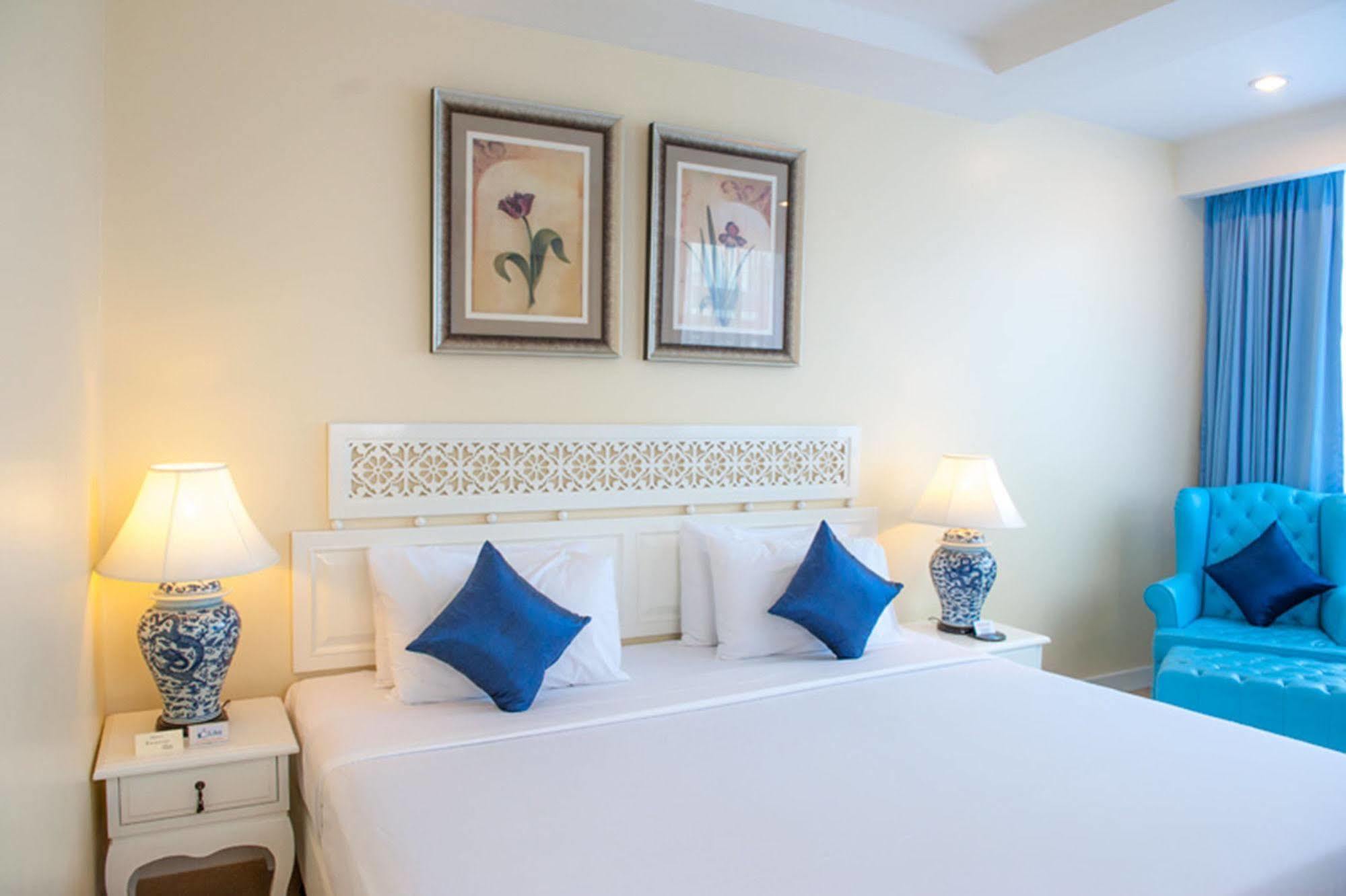 Lido Beach Hotel Pattaya Exterior photo